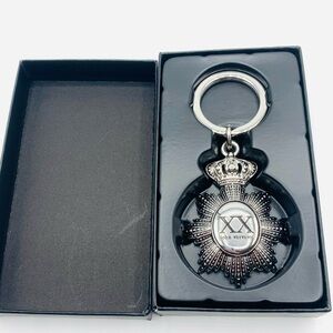 John Varvatos XX Crown Emblem Keychain Silver Tone NIB Giftable